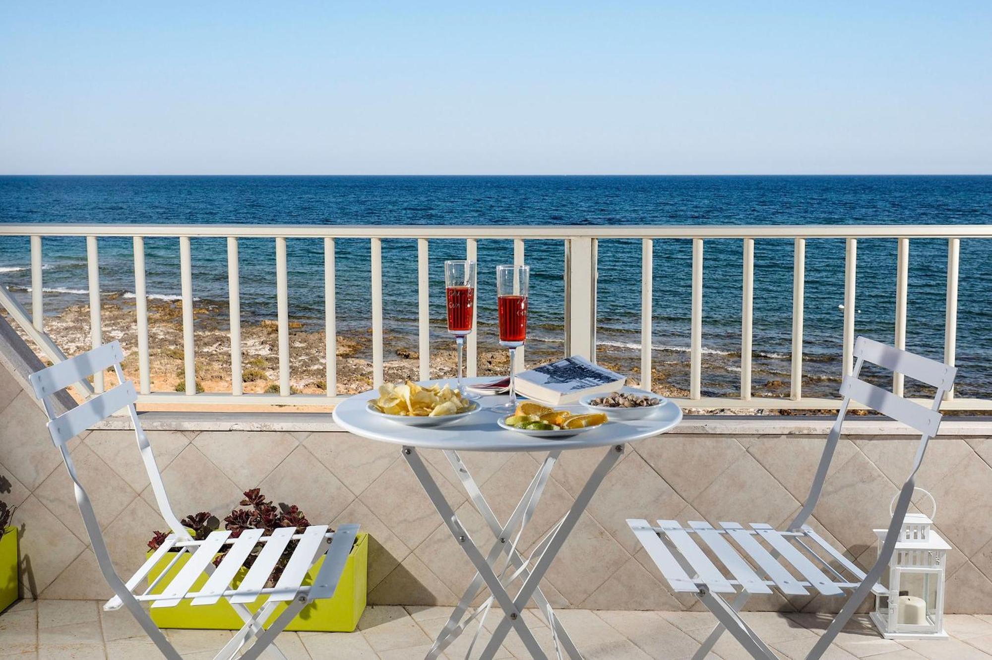 Apartamento Rifugio A Mare Calabernardo Exterior foto
